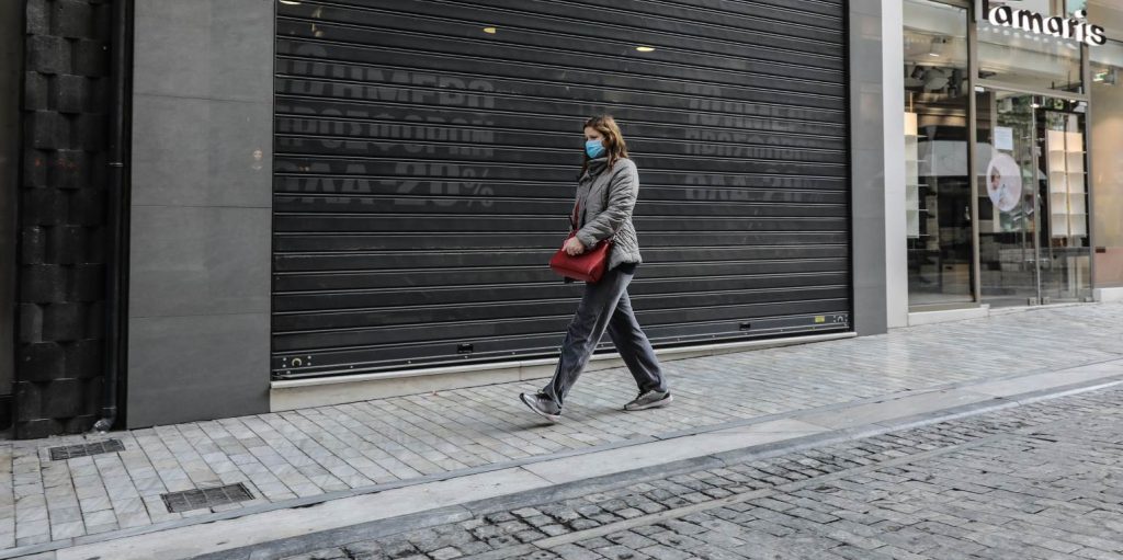 Θ.Βασιλακόπουλος: «Με λίγη προσοχή αυτό θα είναι το τελευταίο lockdown – Μετά καλό είναι να ανοίξουμε με click in shop»