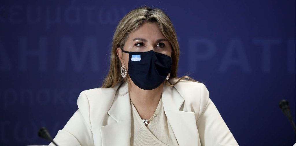 Στα θρανία μέχρι τον Αύγουστο (!) εκατομμύρια μαθητές: «Ανοιχτό το ενδεχόμενο να παραταθεί το σχολικό έτος»