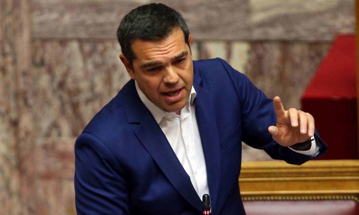 Αποχώρησε από τη Βουλή ο ΣΥΡΙΖΑ – Α.Τσιπρας: «Σας λιβανίζουν τα ΜΜΕ την ώρα που πάνω από 250.000 σπίτια δεν έχουν ρεύμα»