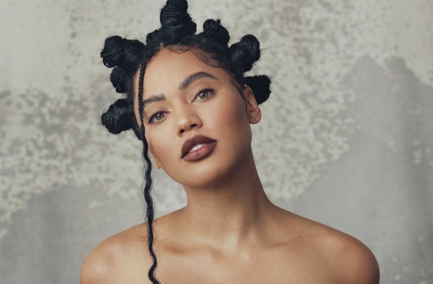 Αΐσα Κάρι: Φωτογραφήθηκε γυμνή και το Instagram τη «δίκασε» – «Δεν είστε σωστοί χριστιανοί» (φωτό)