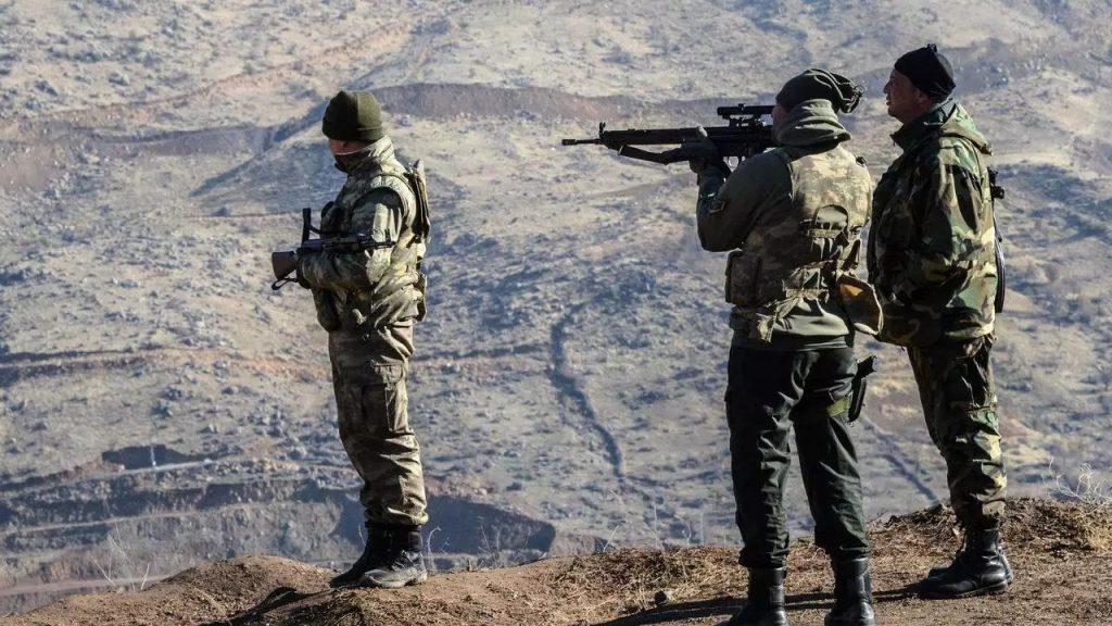 Επίθεση του ΡΚΚ με ρουκέτες κατά τουρκικής στρατιωτικής μονάδας