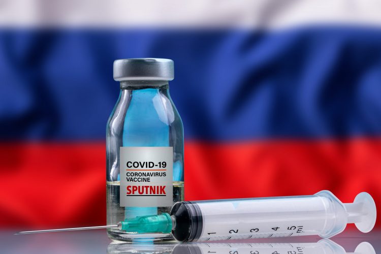 Μπέρδεμα με την έγκριση του εμβολίου Sputnik-V από την ΕΕ