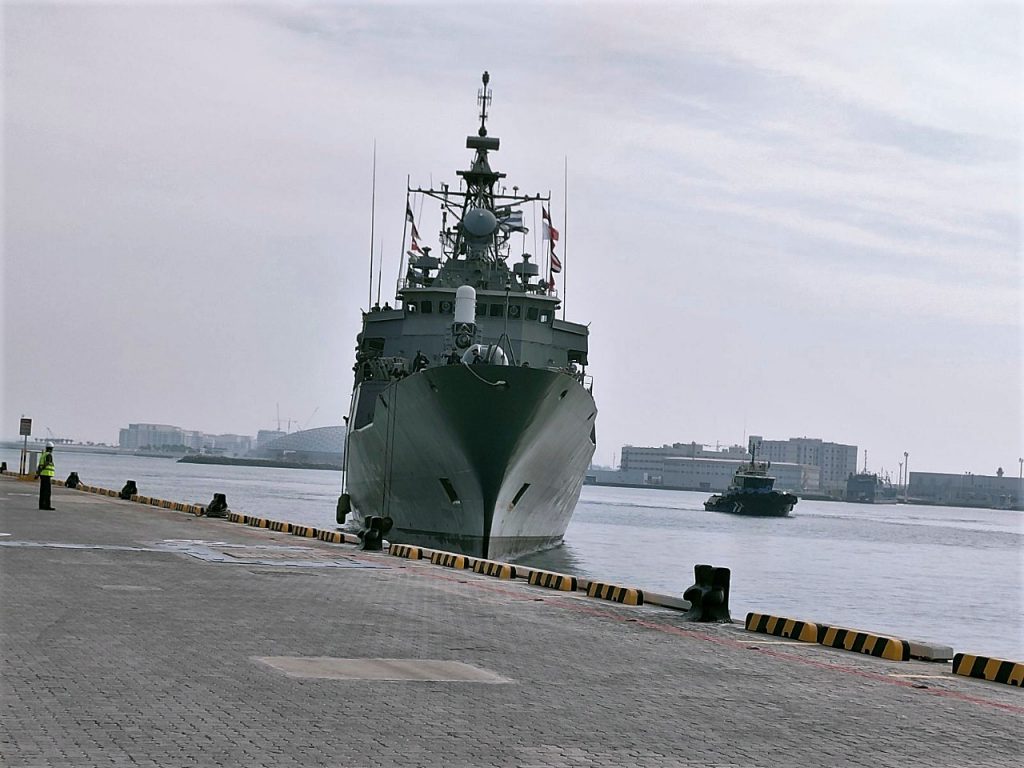 Στο λιμάνι του Άμπου Ντάμπι κατέπλευσε η φρεγάτα «Ύδρα»