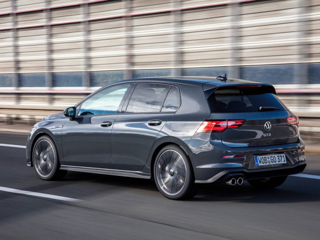 Νέα αναστάτωση στο στρατηγείο της VW – Ανακαλούνται χιλιάδες μοντέλα VW Golf 8 λόγω προβλημάτων λογισμικού