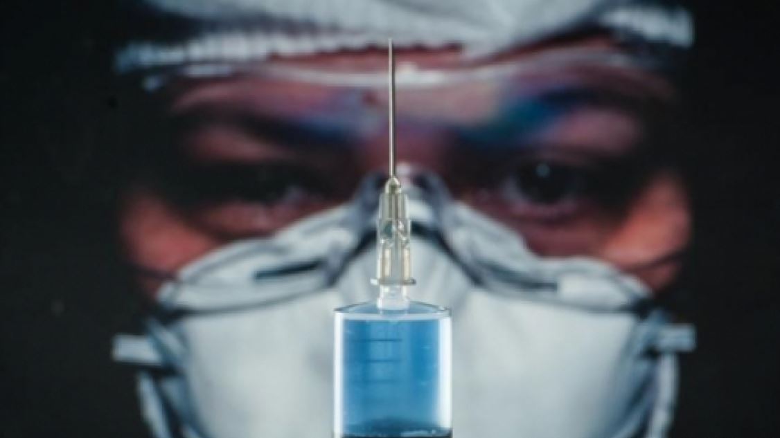 Το Ισραήλ ανοίγει τμήματα της οικονομίας του μόνο για όσους έχουν κάνει το εμβόλιο – Τι είναι το Green Pass