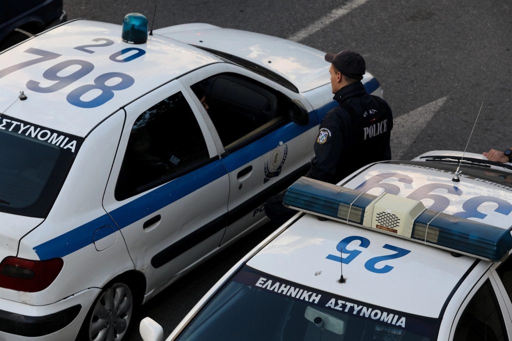 ΕΛ.ΑΣ: Εξαρθρώθηκε σπείρα που διακινούσε ναρκωτικά κοντά στο μετρό «Αττική» – 4 συλλήψεις