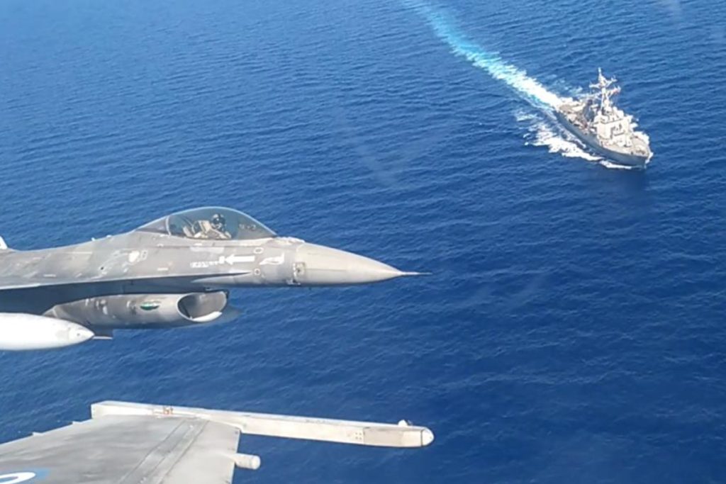 Αμυντικές προμήθειες: Κατατέθηκε στη Βουλή το νομοσχέδιο – Τι αλλάζει, σύμφωνα με την έκθεση του ΓΛΚ