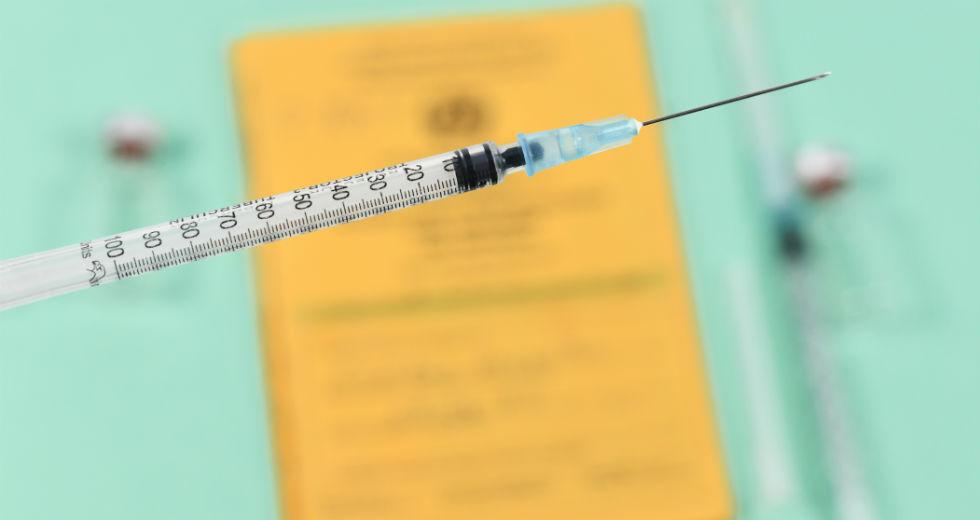 «Ναι» στο πιστοποιητικό ανοσίας από τον Παγκόσμιο Ιατρικό Σύλλογο: «Όσοι εμβολιαστούν να έχουν όλα τα δικαιώματα»