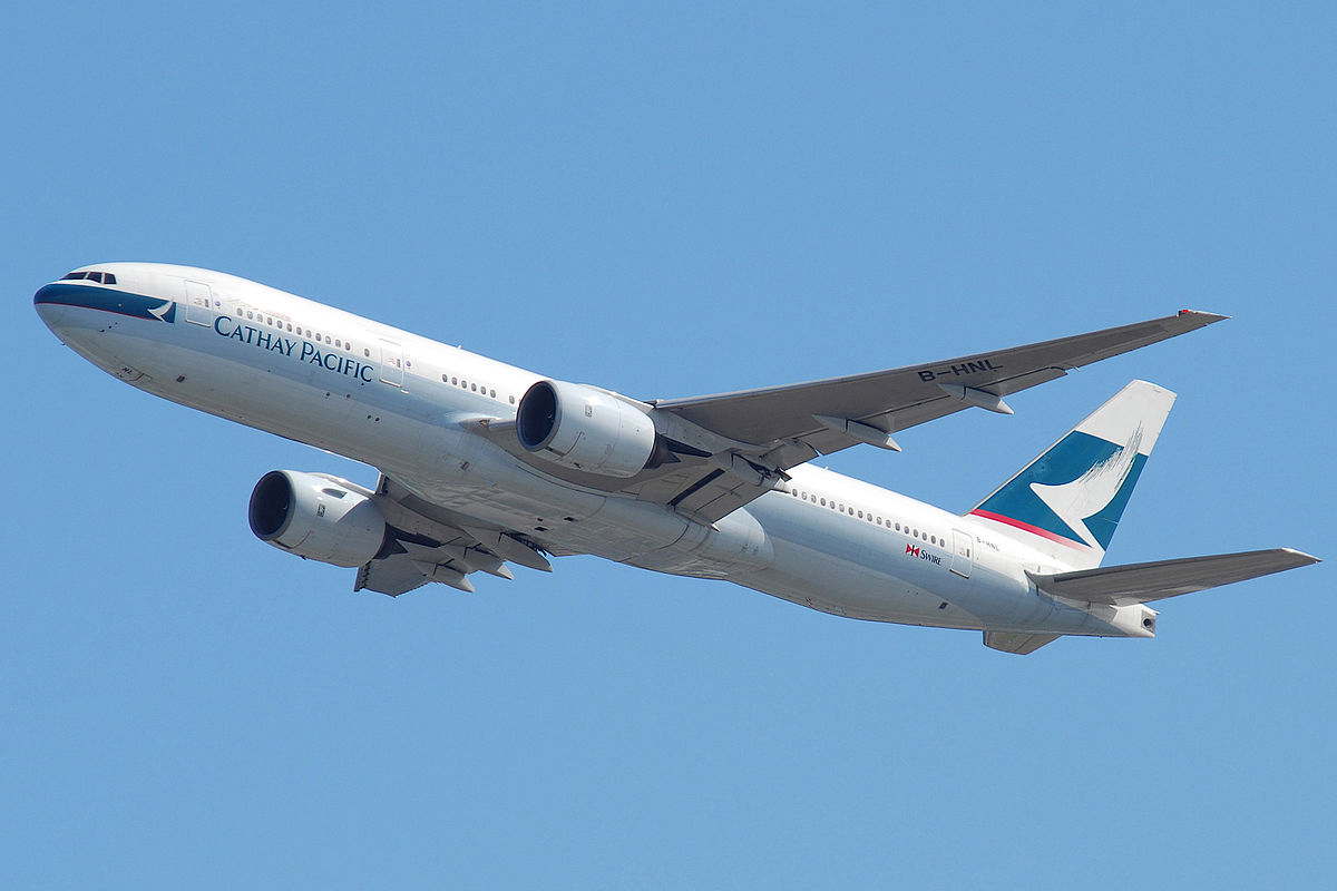 Ρωσία: Boeing 777 πραγματοποίησε επείγουσα προσγείωση λόγω προβλήματος στον κινητήρα