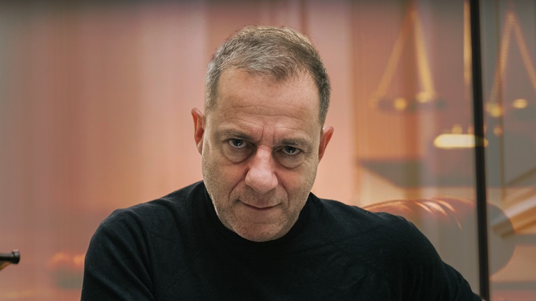 Γείτονες Δ.Λιγνάδη: «Έβγαινε γυμνός στο μπαλκόνι»