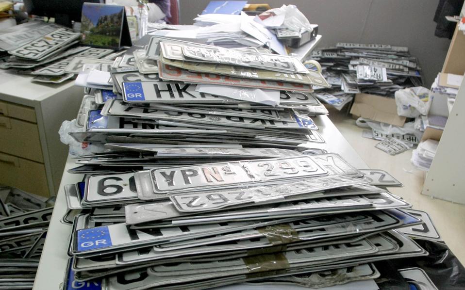 Από Δευτέρα: Πρόστιμα και ποινές μαμούθ με on line ελέγχους για τα τέλη κυκλοφορίας – Τι πρέπει να προσέξουμε