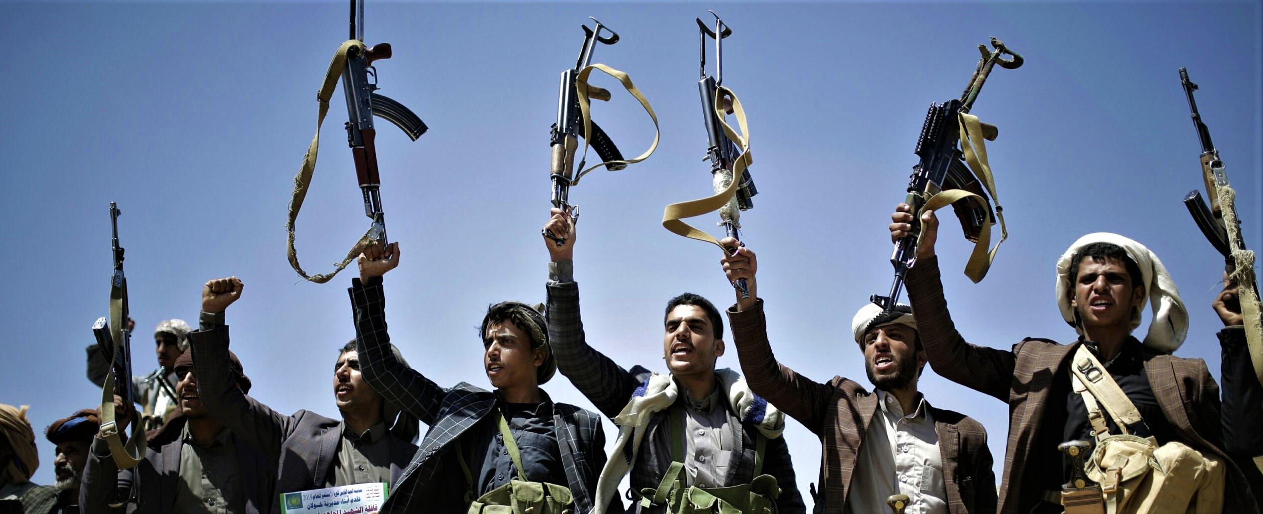 Προελαύνουν οι Χούτι στην Υεμένη – Κτύπησαν το Ριάντ με βαλλιστικούς πυραύλους