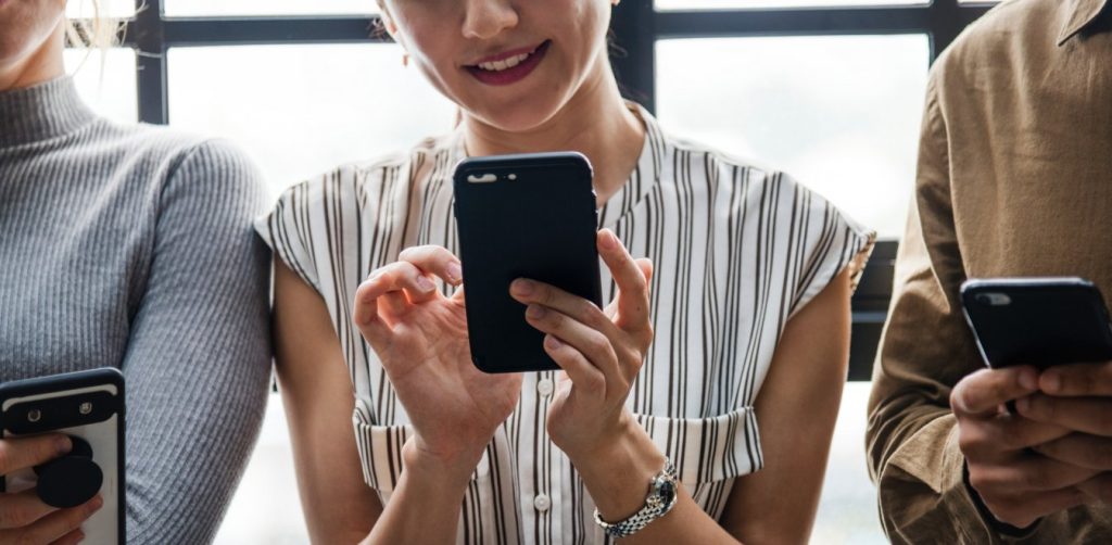 Συναγερμός για νέο ύποπτο μήνυμα στο messenger – Δείτε πώς λειτουργεί (βίντεο)