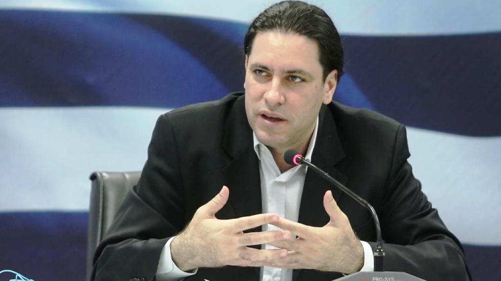 Ανανεώθηκε η θητεία το ειδικού γραμματέα Διαχείρισης Ιδιωτικού Χρέους Φώτη Κουρμούση