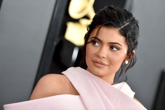 Kylie Jenner: «Κόλαση» οι φωτογραφίες της στο Instagram που αναδεικνύουν τις καμπύλες της (φωτο)