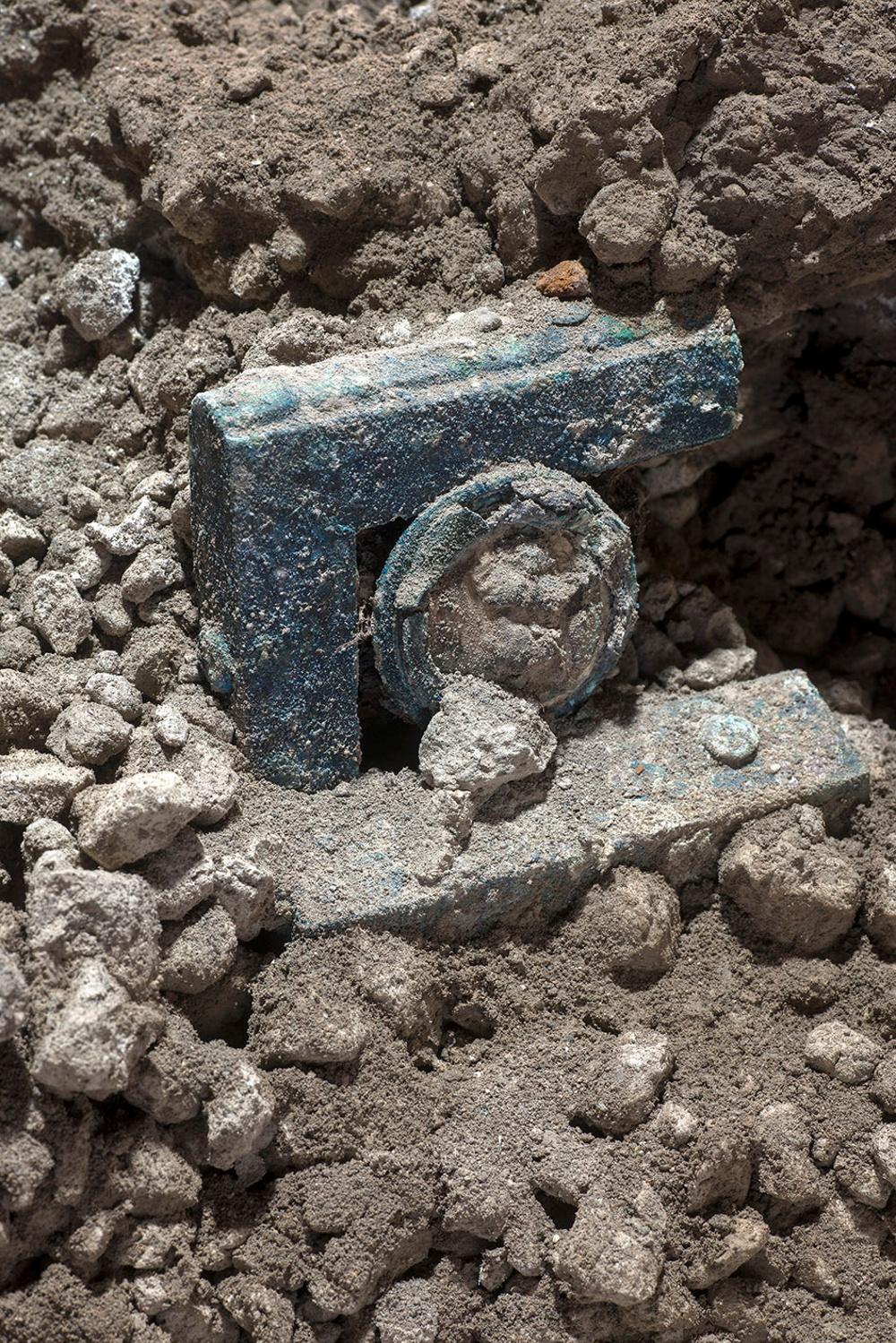 Σπουδαία ανακάλυψη: Εντοπίστηκε ρωμαϊκό άρμα που ήταν σχεδόν άθικτο κοντά στην Πομπηία (φώτο)
