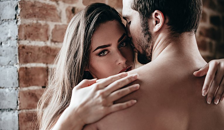 Αυτός είναι ο λόγος που πολλοί προτιμούν την ερωτική επαφή σε εξωτερικούς χώρους