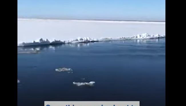 Το τσουνάμι πάγου που συνέβη στη Ρωσία (βίντεο)