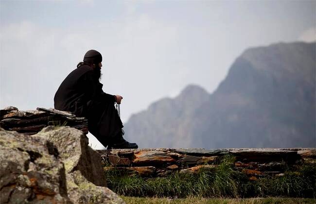 Κύπρος: 27χρονος υποστηρίζει ότι μοναχός τον κακοποιούσε σεξουαλικά  από τα 12 του και για σχεδόν 10 χρόνια