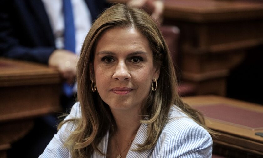 Ζ.Ράπτη: «Αρχές Μαΐου μπορούμε να ευελπιστούμε ότι θα βγούμε από το τελευταίο lockdown»