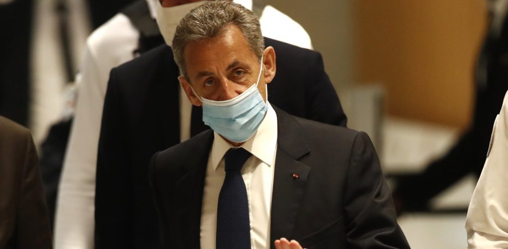 Γαλλία: Ο Ν.Σαρκοζί δεν θα οδηγηθεί στη φυλακή – Θα παραμείνει σε κατ’ οίκον περιορισμό με ηλεκτρονικό βραχιολάκι