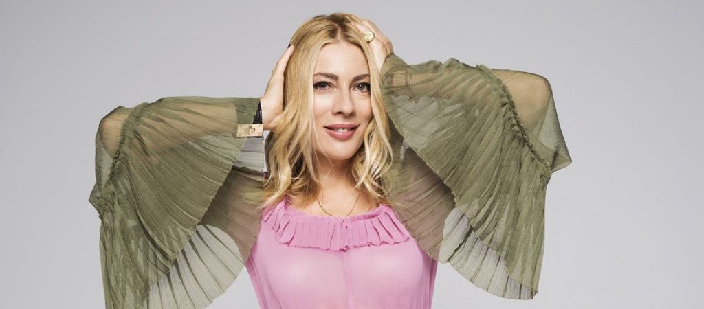 Θετική στον κορωνοϊό η ηθοποιός Σμαράγδα Καρύδη