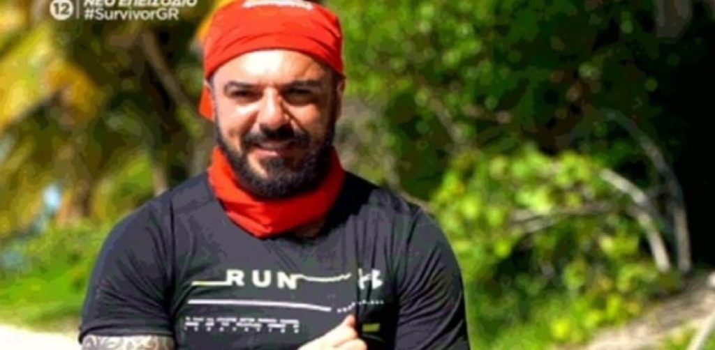 Survivor: Απίστευτη τούμπα από τον Τριαντάφυλλο – Έβγαζε το παντελόνι του και έπεσε κάτω (βίντεο)