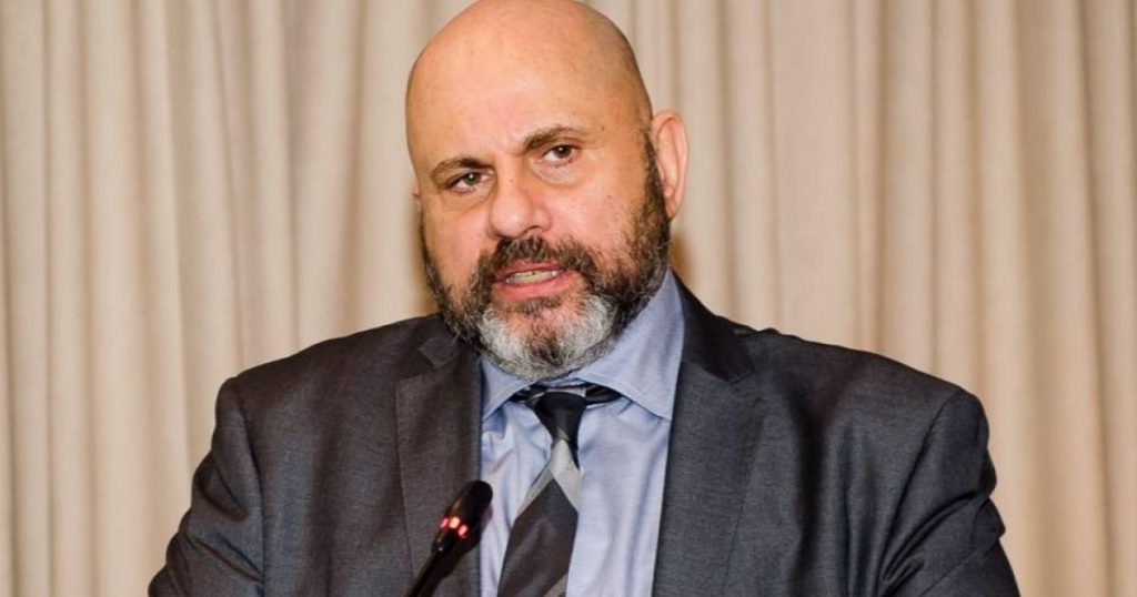 Ο καθηγητής φαρμακολογίας κ. Δημήτρης Κούβελας του ΑΠΘ εντάχθηκε στο Κίνημα Ελεύθεροι Άνθρωποι