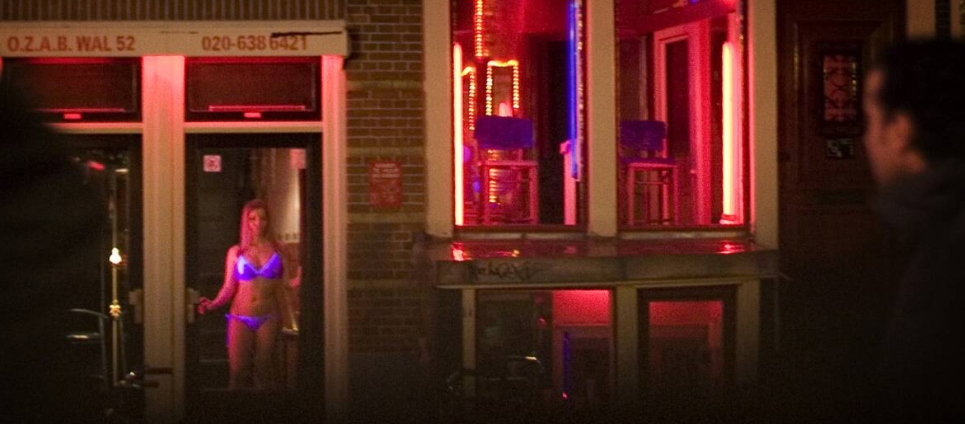 Ολλανδία: Ζητούν να επιστρέψουν στις δουλειές τους οι εκδιδόμενες γυναίκες