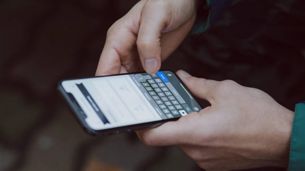 Νέο lockdown: Τι θα ισχύσει με τον κωδικό 6 στα SMS στο 13033