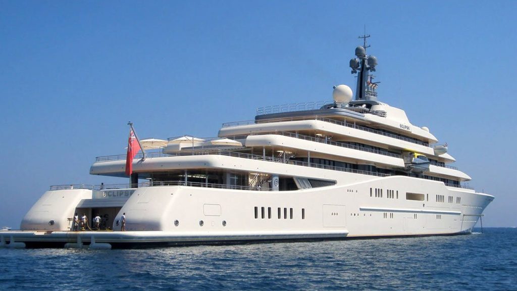 Αυτό είναι το νέο superyacht του Ρόμαν Αμπράμοβιτς- Αξίας 496 εκατομμυρίων ευρώ (βίντεο)