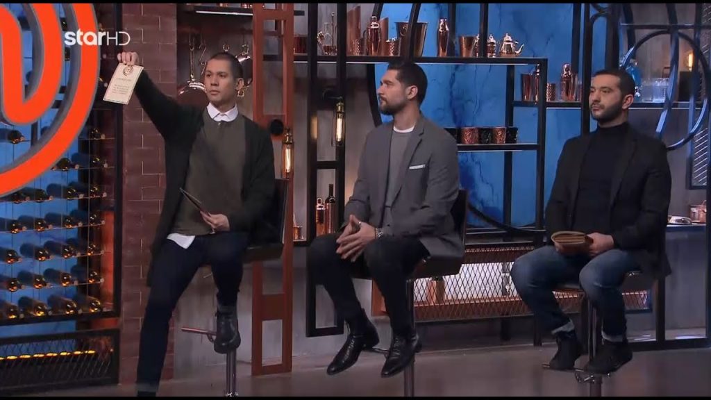 MasterChef: Αυτός είναι ο παίκτης που αποχώρησε – Δεν πρόλαβε να ολοκληρώσει το πιάτο (βίντεο)