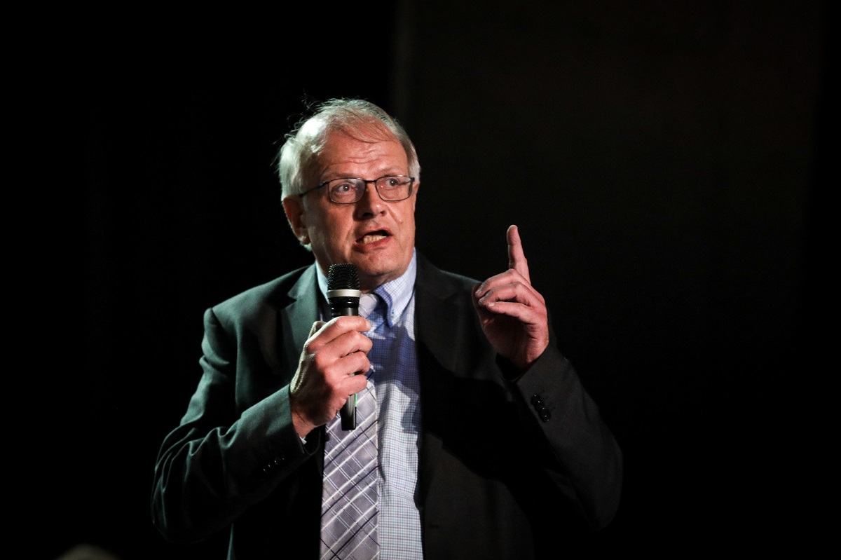 Άκης Τσελέντης: «Δεν έχει εκτονωθεί πλήρως το σεισμικό δυναμικό του ρήγματος στον Τύρναβο»