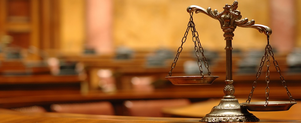 Την κατηγορηματική αντίθεσή τους σε αντιδεοντολογικές συμπεριφορές εξέφρασαν οι δικηγόροι