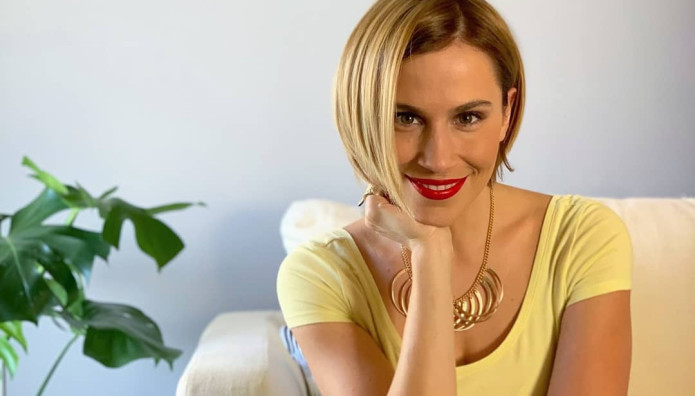 Έγκυος στο πρώτο της παιδί η Νάντια Μπουλέ (φωτο)