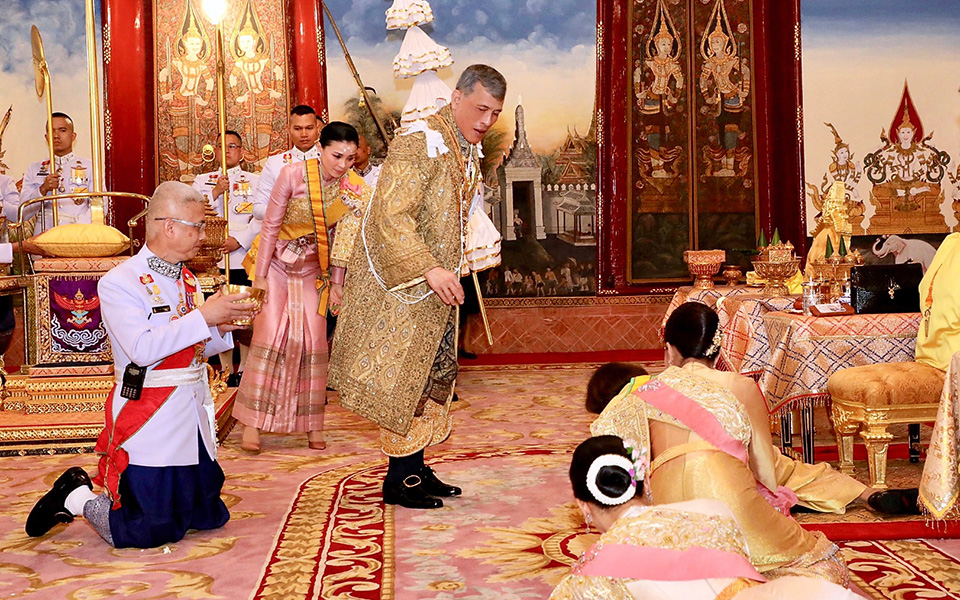 Αποφυλακίστηκε και μπήκε σε χαρέμι: Η ιστορία της «πρώτης επίσημης ερωμένης» (φωτο)