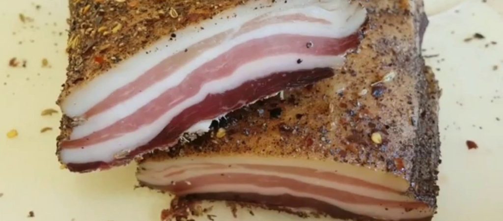 Είναι ικανή μια λεπτή φέτα μπέικον την ημέρα να αυξήσει τον κίνδυνο για καρκίνο;