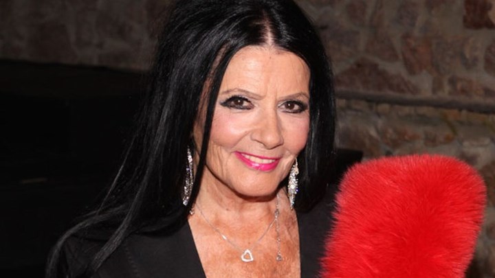 «Λύγισε» η Ζωζώ Σαπουτζάκη για το κατεστραμμένο σπίτι της στην Κινέτα: «Θα ήθελα να ξαναζήσω τα πάρτι που έκανα»