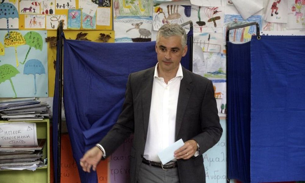 Βολές Άρη Σπηλιωτόπουλου για τα επεισόδια στη Νέα Σμύρνη: «Η πολιτική ηγεσία να αναλάβει τις ευθύνες της»