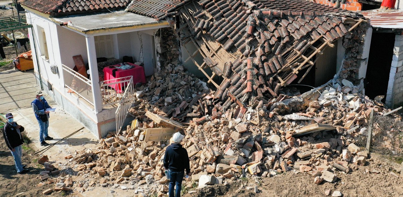 Δεν θα λειτουργήσουν ούτε με τηλεκπαίδευση τα σχολεία που είναι κλειστά λόγω του σεισμού στην Ελασσόνα