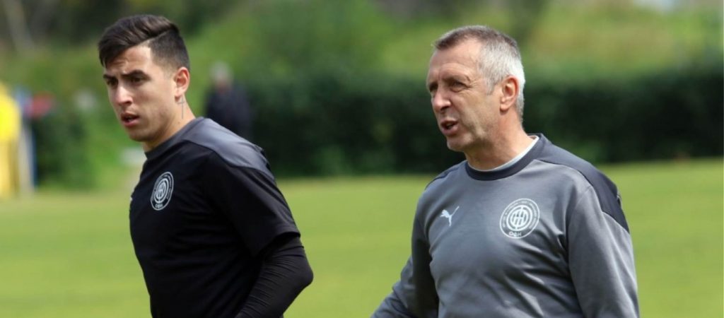 Στον πάγκο του ΟΦΗ μέχρι το τέλος της σεζόν ο Νίκος Νιόπλιας