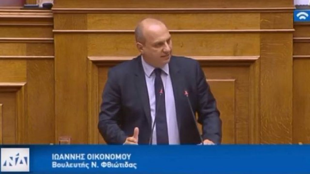 Τρία κρούσματα κορωνοϊού στη Νέα Δημοκρατία