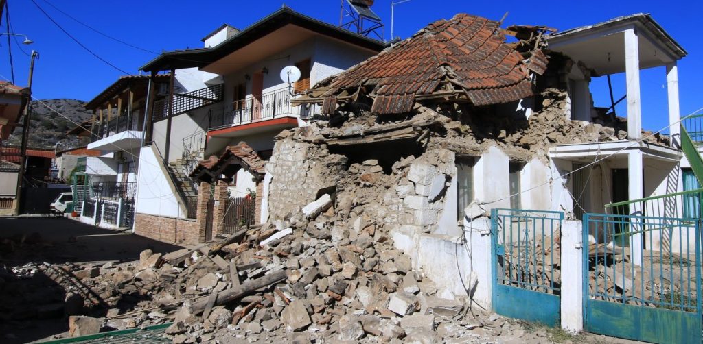 Σεισμός στην Θεσσαλία: Υπεγράφη η απόφαση επιχορήγησης 900.000 ευρώ στις πληγείσες περιοχές
