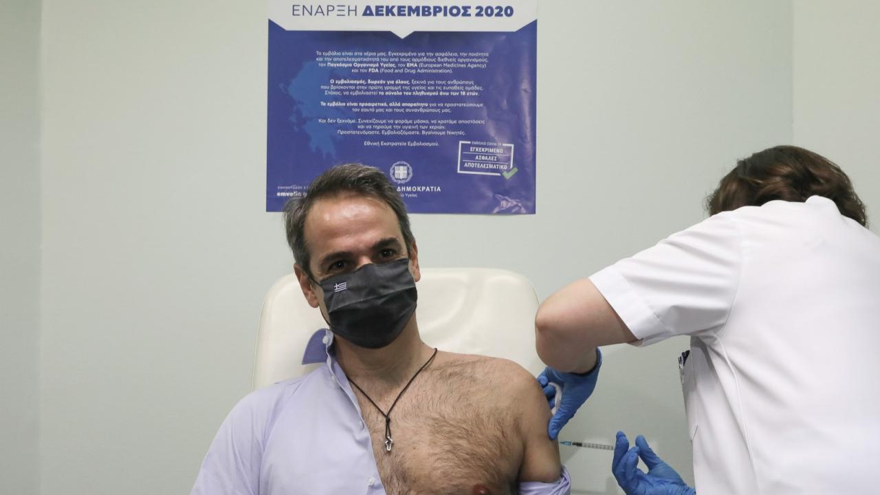 Το CNN «τρολάρει» τον Κ.Μητσοτάκη: «Αξίζουν οι γυμνόστηθοι ηγέτες να μπουν σε ημερολόγιο;»