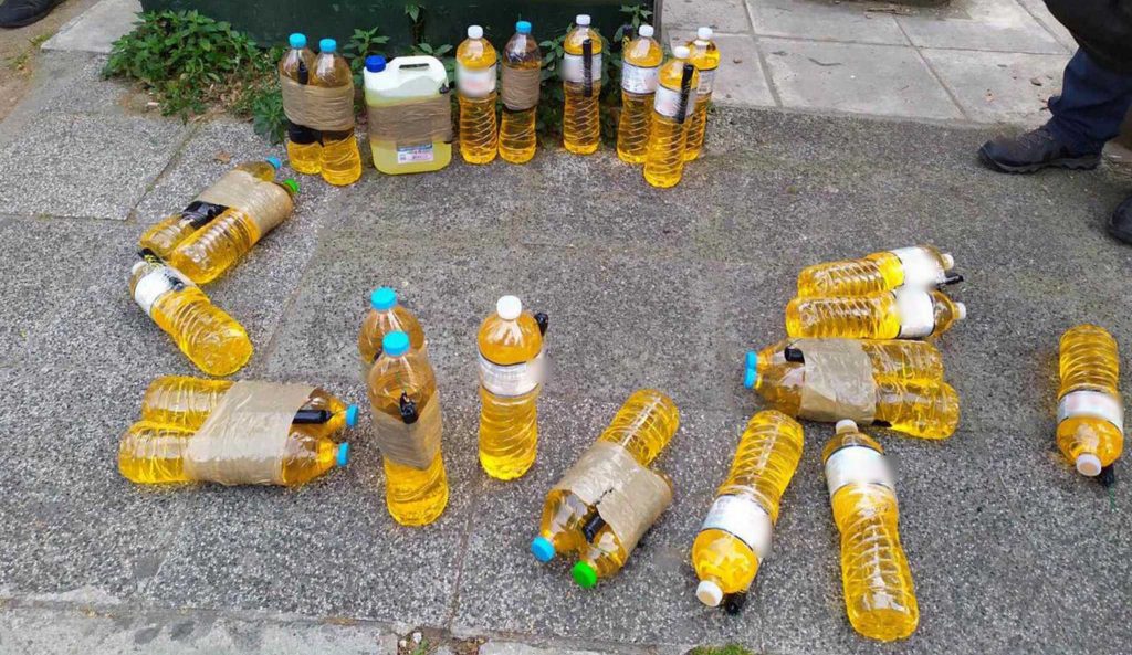 Το ΥΠΡΟΠΟ δίνει ντοκουμέντα από τα επεισόδια και τις κατασχεμένες μολότοφ