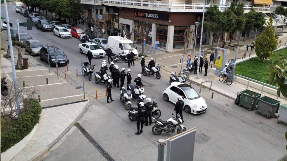 Την διαθεσιμότητα των αστυνομικών της Ν. Σμύρνης ζητά η Ολομέλεια των δικηγόρων