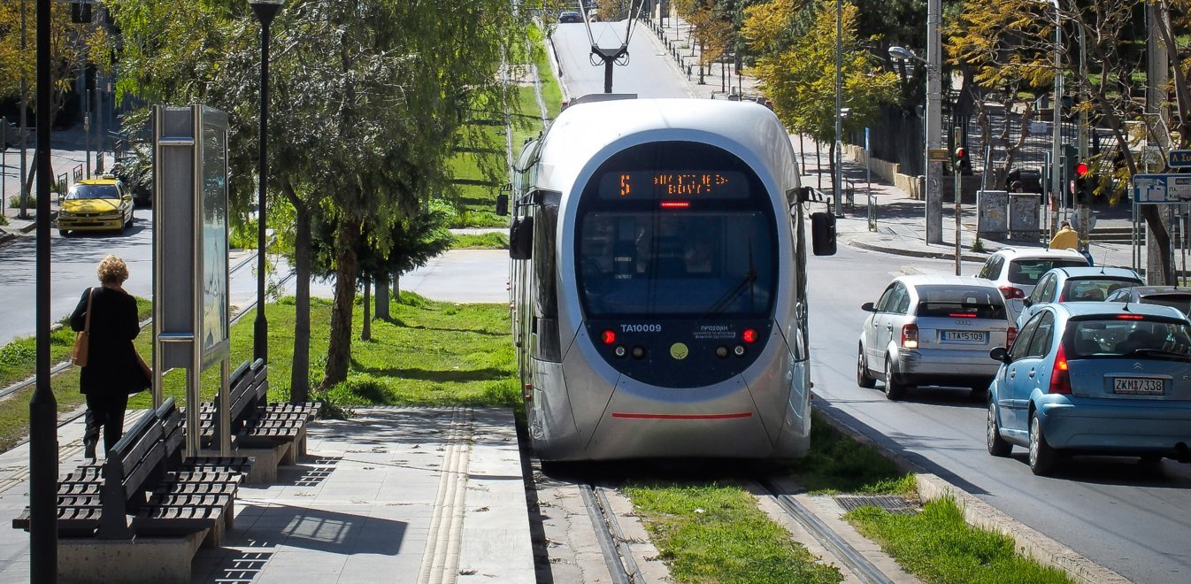 Συγκέντρωση στη Ν.Σμύρνη: Διακόπτονται με εντολή της ΕΛ.ΑΣ στις 17:00 τα δρομολόγια του Τραμ