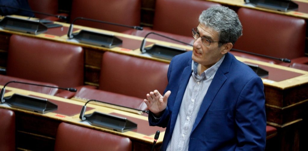 Ομολογία Χ.Γιαννούλη (ΣΥΡΙΖΑ): «Η μητέρα μου έβγαλε δίπλωμα οδήγησης για να της φορτώνουμε τους δικούς μας πόντους»!