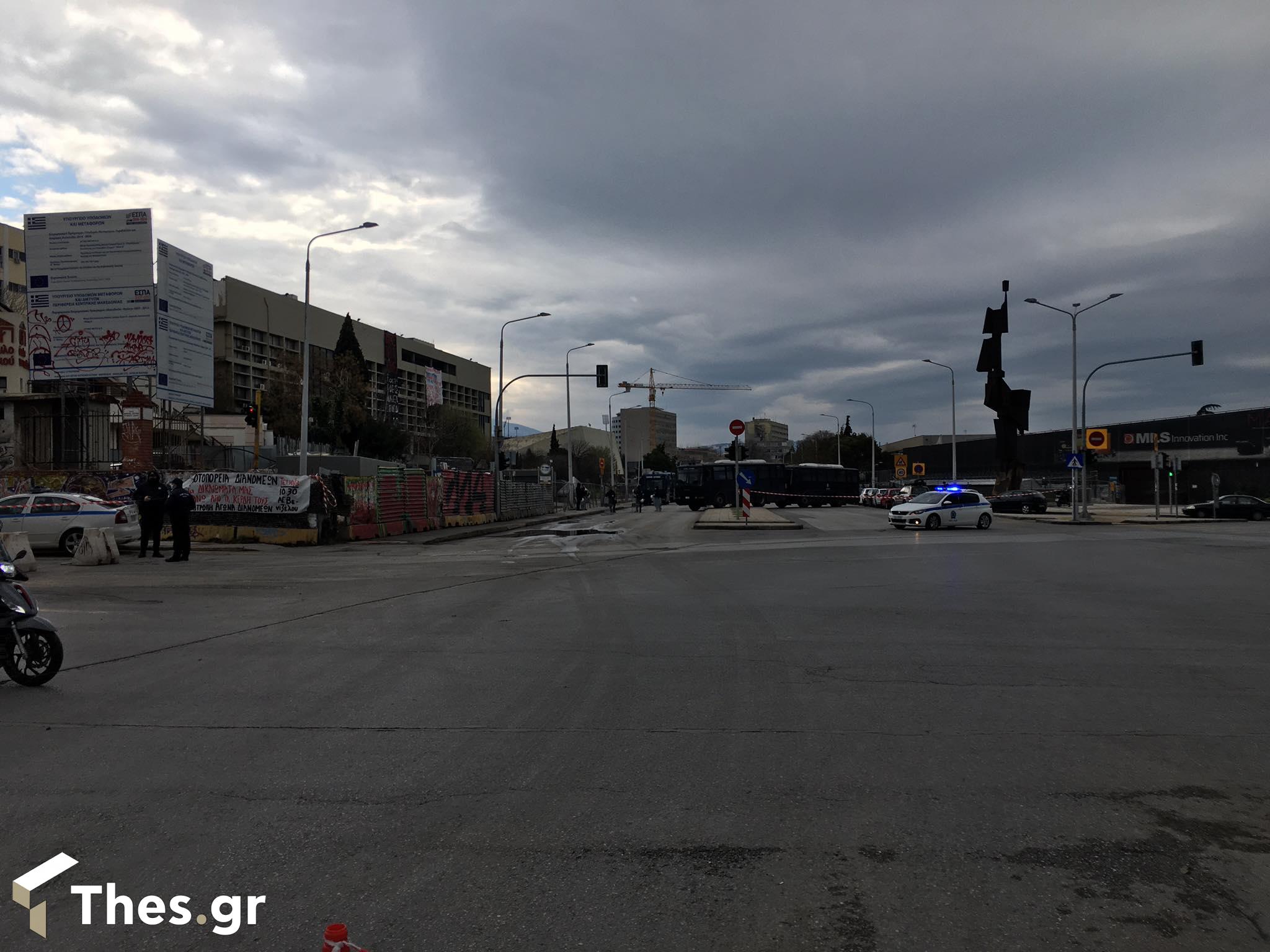 Θεσσαλονίκη: Συγκέντρωση φοιτητών στην Εγνατία  – Ισχυρές αστυνομικές δυνάμεις στο σημείο (φωτο)