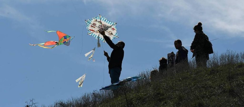 «Τελείωσαν» και την Καθαρά Δευτέρα με «κόλπο»: Θα γιορτάσουν κανονικά όσοι τυχεροί έχουν πάρκο… στο δήμο τους